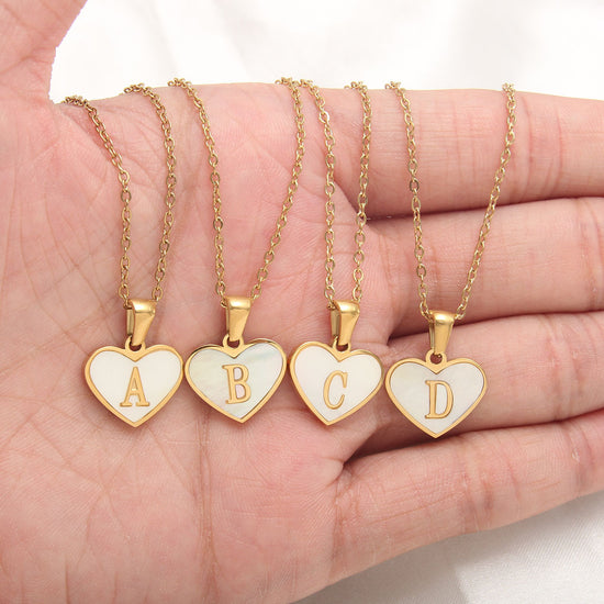 26 Letter Heart-shaped Necklace White Shell Love Clavicle Chain Fashion Personalized Necklace For Women Jewelry Valentine&